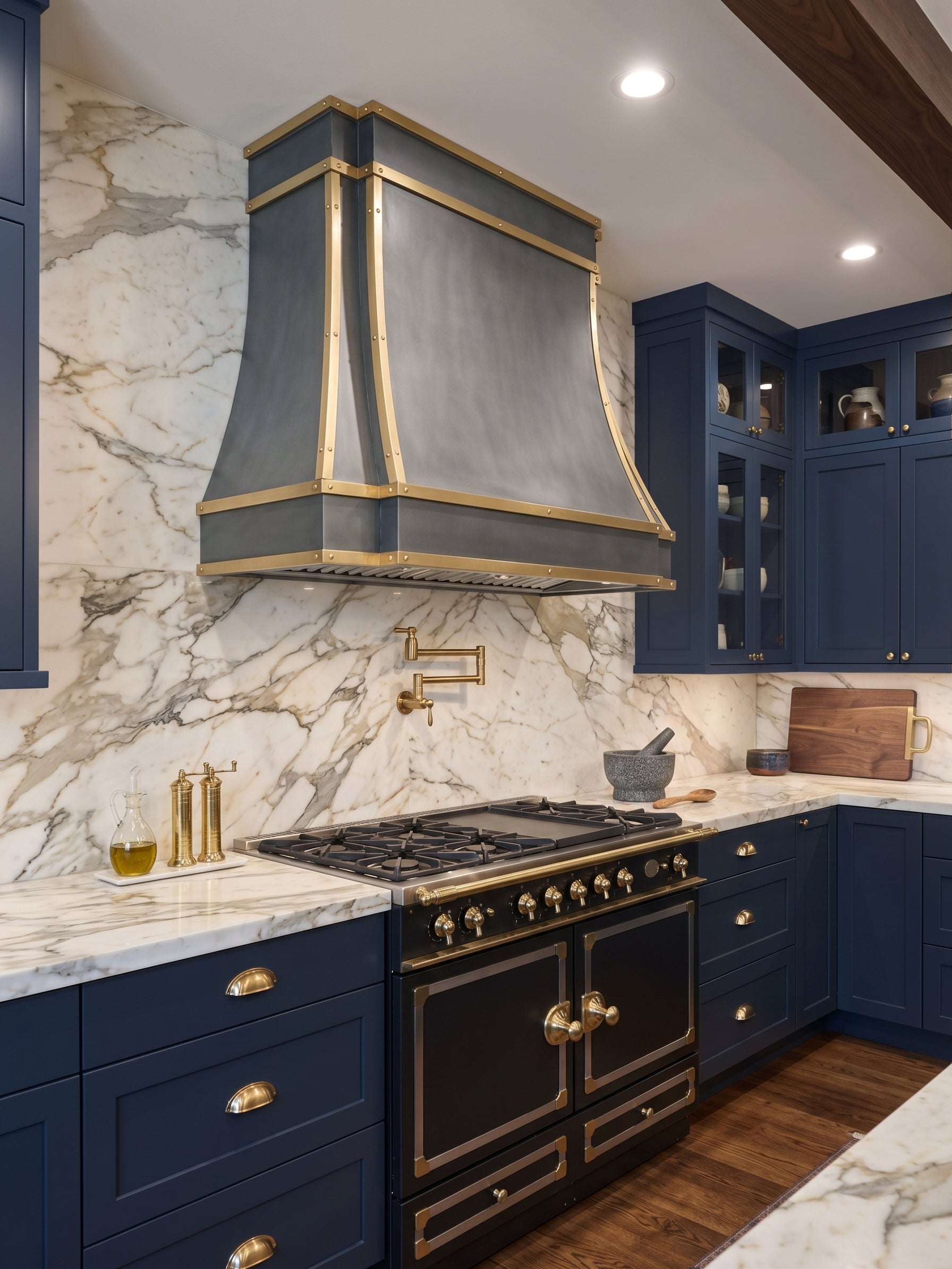 ELITE Luxurious EL33-Z01 Custom Zinc Range Hoods